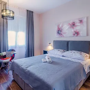  Apartment Kalemary's